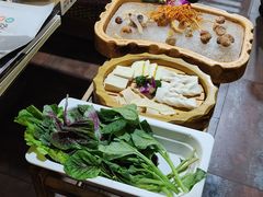 -滇釜火锅·能喝汤的火锅(车公庄店)