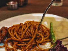 -悦享绿山墙西餐厅