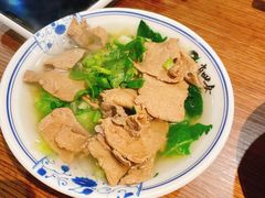 -肖四女乐山跷脚牛肉(世博源店)