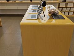 -华为授权体验店(万航渡路)