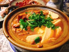 肥肠臭豆腐砂锅-南京大牌档(香港广场店)