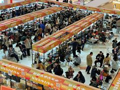 -宝龙城(杭州滨江店)