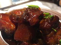 大锅红烧肉-小菜园新徽菜(苏州繁花中心店)