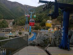 -浙东第一尖雪山欢乐谷