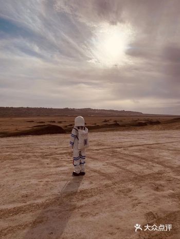 火星营地攻略  穿越无人区，经历无信号无路标