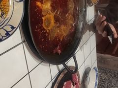 -旧街市鲜货老火锅(大光路店)