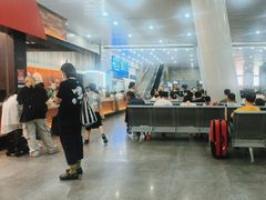 -肯德基(南京站A2检票口楼上)