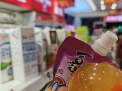 -赵一鸣零食(广州荔湾路店)
