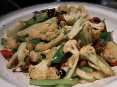 -耶里夏丽·丝路新疆菜·清真食品(徐汇南丹东路臻选店)