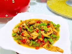 辣椒炒香干-小芙蓉湘菜馆(易生活购物公园店)