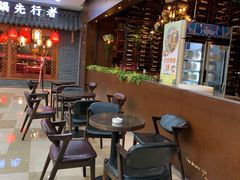 等位区-享润四季椰子鸡音乐主题餐厅(晋江万达店)