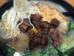 -志权牛肉面(灵山路店)