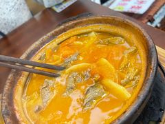 -陈婆婆砂锅·椒麻水煮鱼·特色小炒