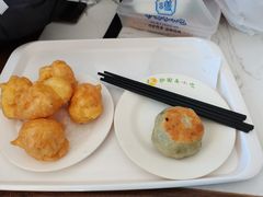 野菜馅菜团子-护国寺小吃(护国寺总店)