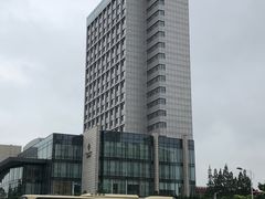 -复旦大学光华楼