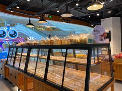 面包甜点陈列柜-格瑞思动物奶油生日蛋糕(圆融店)