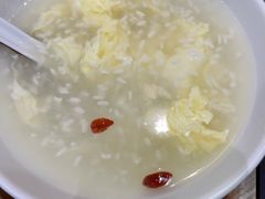 -三好食堂(煎饺·馄饨·肉饼米线·盛世广场店)