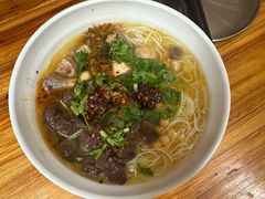 -文山荷鲜居(翠湖店)