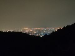 -鬼笑石后山停车场