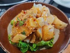 -阿山卓·野生菌火锅·纳西火塘烤肉