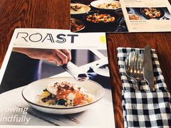 -ROAST coffee & eatery