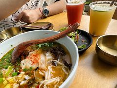 -SHAN山(前滩太古里店)