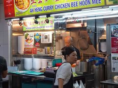 -亚王咖喱鸡米粉面