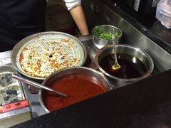 -黑色经典臭豆腐·湖南特产(步行街店)