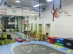 -APT运动康复中心(徐汇万科店)