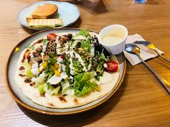 咖椰吐司-HELLO 27 意面·沙拉·帕尼尼