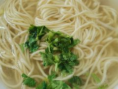 -正宗胖子抻面馆(岭东路店)