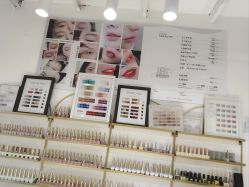 -丽心自助美甲美睫