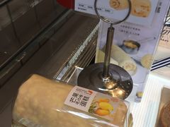 芒果毛巾卷蛋糕-巴黎贝甜(常德路店)