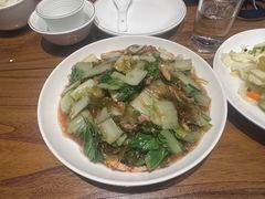 -泉畔人家·老济南经典鲁菜(大明湖店)