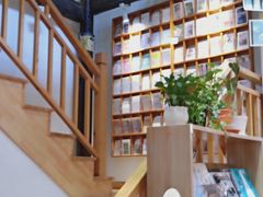 -猫的天空之城概念书店(杭州南宋御街店)