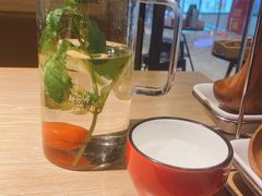 柠檬薄荷水-山城外·非遗酸菜鱼(蜀都万达店)