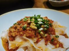 -野山舂·贵州现舂酸汤牛肉(鸿通城店)