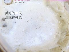 -全家便利店(洛川东路店)