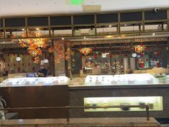 -半岛翡丽海鲜自助餐厅(观风亭店)