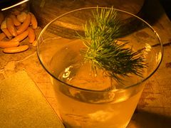 -Shift cocktail bar鸡尾酒吧