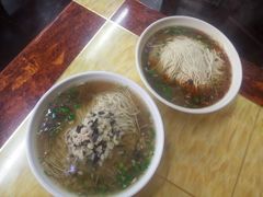 -老陆稿荐(西中市店)