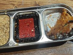 -明洞阿姨·韩式酱蟹烤肉·创意料理(三元桥店)