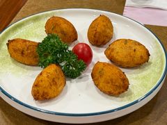 -玫瑰园西餐厅(新华大厦店)