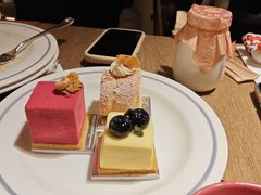 -咖啡苑自助餐厅·中国大饭店