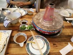 -毛辣果·贵州红酸汤牛肉火锅(西单店)