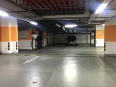 -近铁城市广场-停车场
