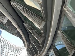 -凤凰中心
