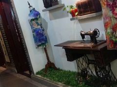 -东口码头·烧鸽子·鱼头泡饼·地方菜(金鹰悦城店)
