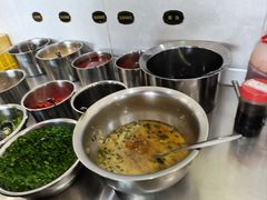 -牛一煲美食(江高店)