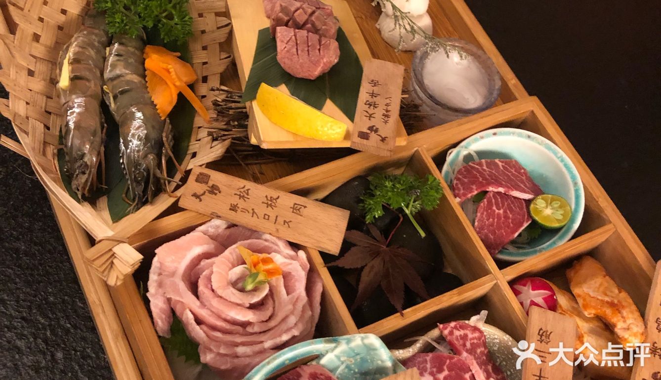 想吃烤肉麽？日式的那种[调皮]